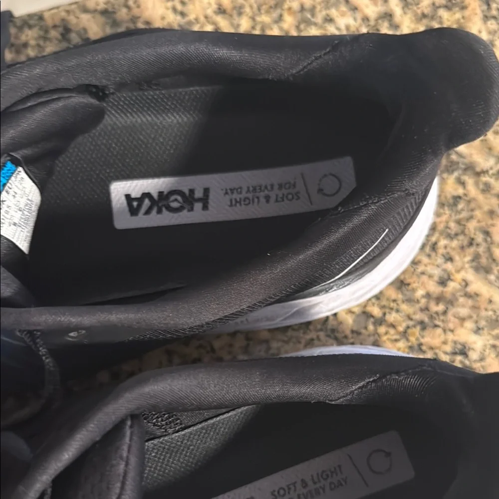 Hoka Clifton 8 Black Athletic Shoes - Picture 4 of 10